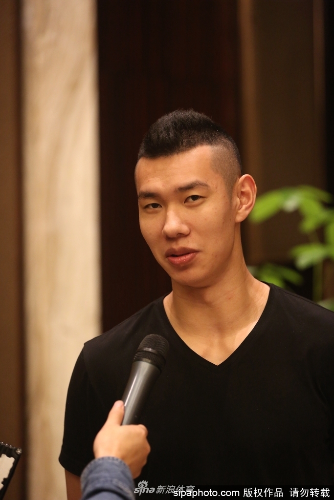 [CBA]八一富邦双鹿男篮在宁波北仑举行欢迎酒